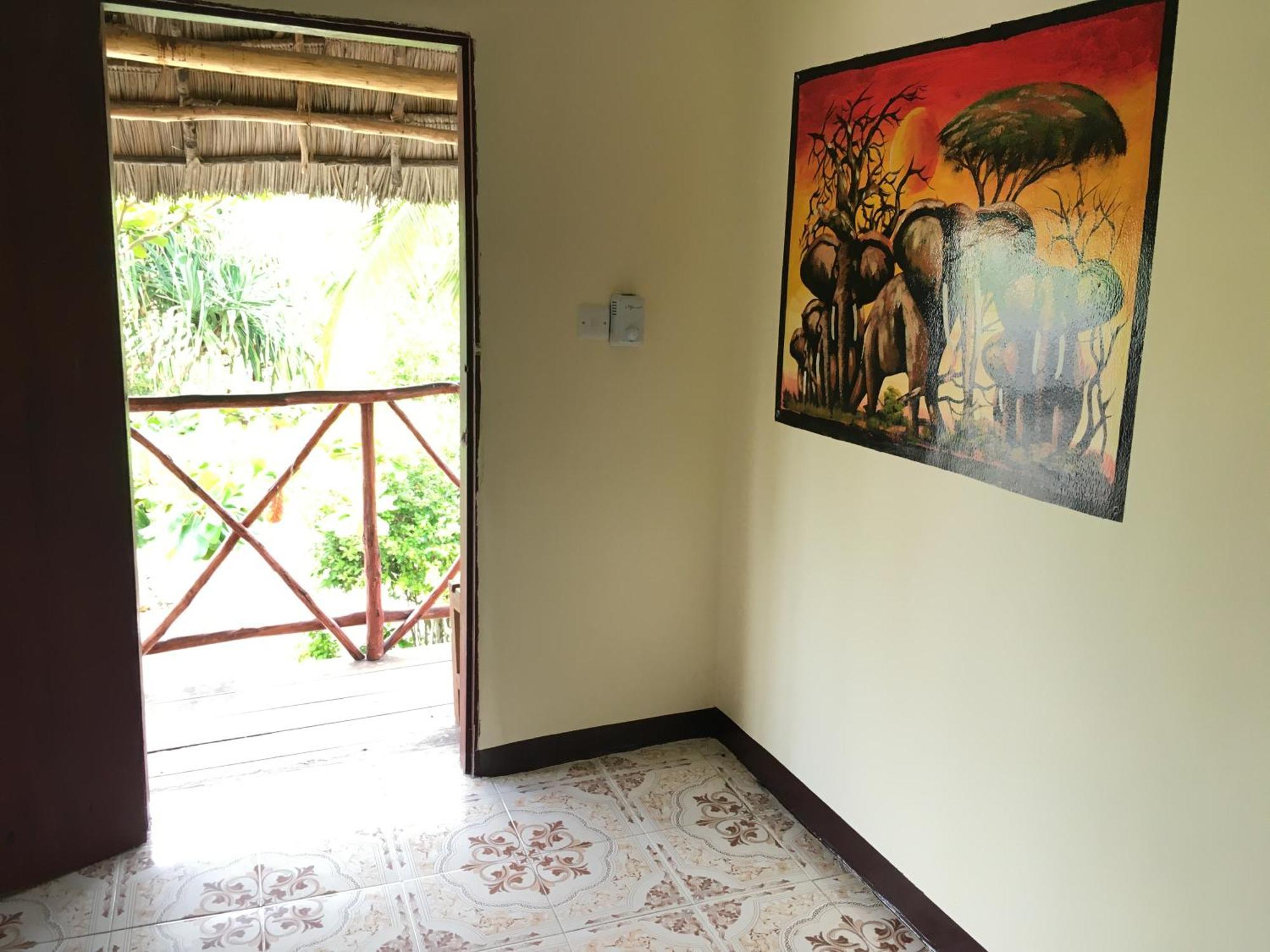 Mount Zion Lodge Michamvi Pokoj fotografie